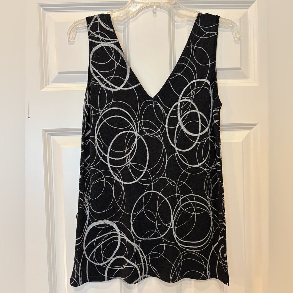 Express Oversized Black and White Patterned Tank